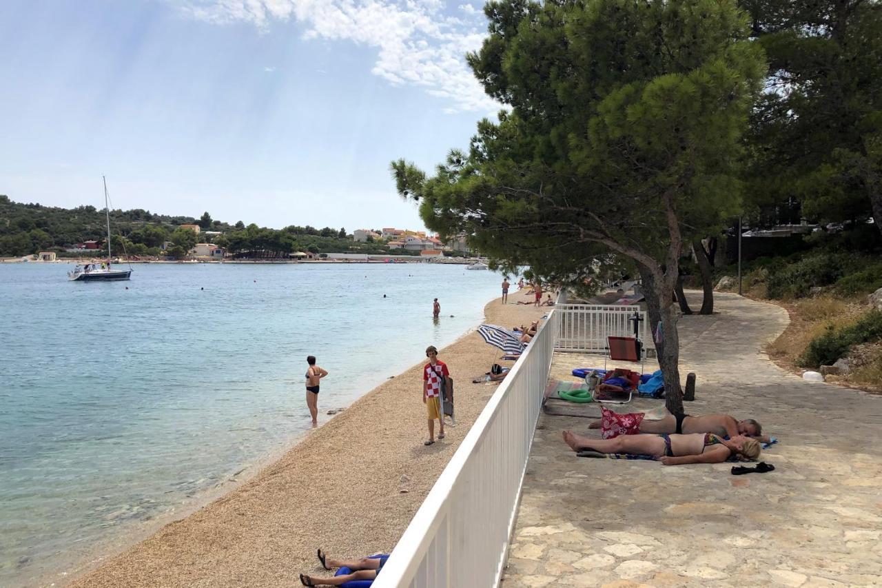 Apartments By The Sea Jezera, Murter - 5063 Buitenkant foto